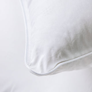 Down Pillow corner, 950 Loft Polish White Goose 