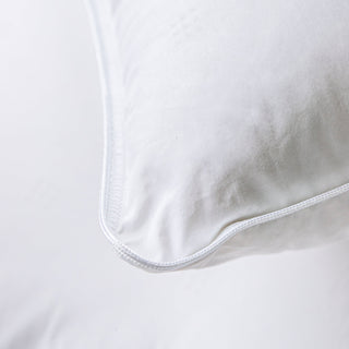 850 Loft Hungarian White Goose Down Pillow details | White | Bedding