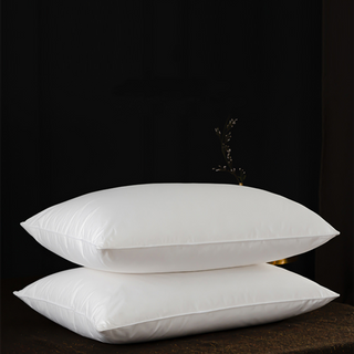 600 Loft White Goose Down Pillow